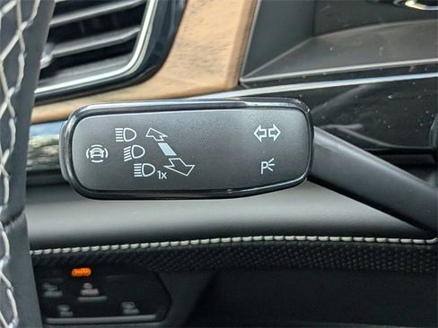 New 2026 Volkswagen Atlas SE image 26