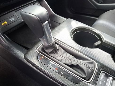 Used 2025 Honda Civic Sport image 14