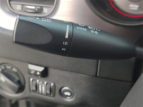 Certified 2018 Dodge Charger SXT w/ Blacktop Package image 27