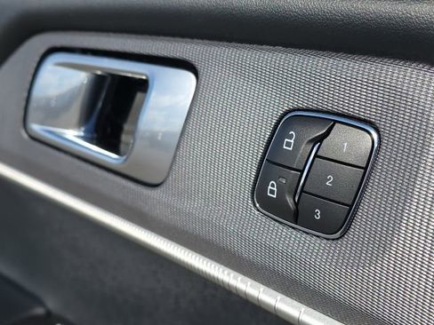 Used 2025 Ford Explorer ST-Line w/ Premium Package image 27