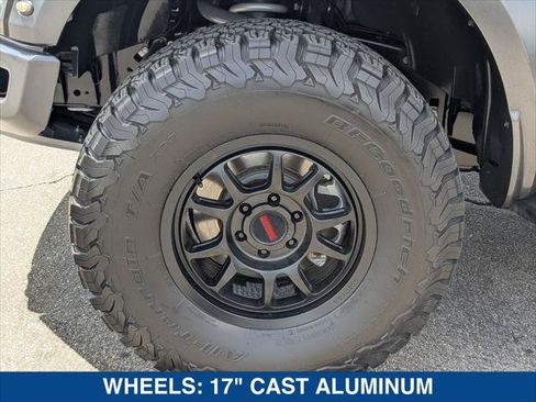 Used 2018 Ford F150 Raptor w/ Equipment Group 802A Luxury AWD/4WD image 9