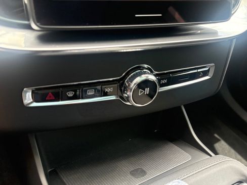 New 2026 Volvo XC90 B6 Ultra w/ Lounge Package image 15