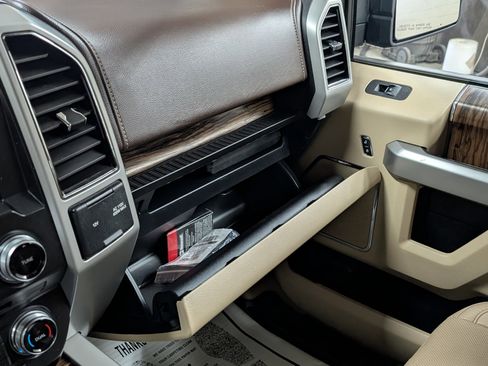 Used 2018 Ford F150 Lariat w/ Equipment Group 502A Luxury image 24