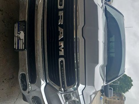 Used 2019 RAM 1500 Big Horn AWD/4WD image 8