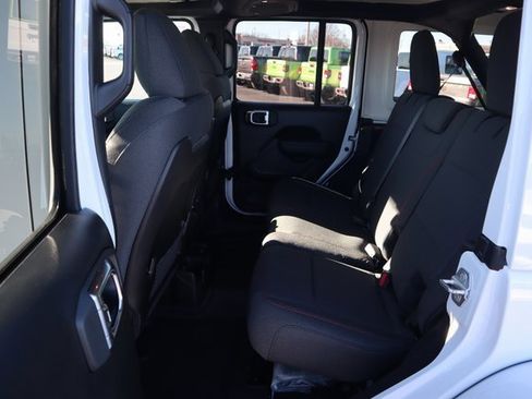 New 2026 Jeep Wrangler Unlimited Rubicon image 15