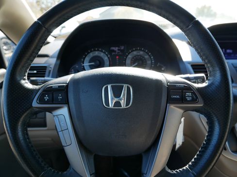Used 2011 Honda Odyssey EX-L image 25