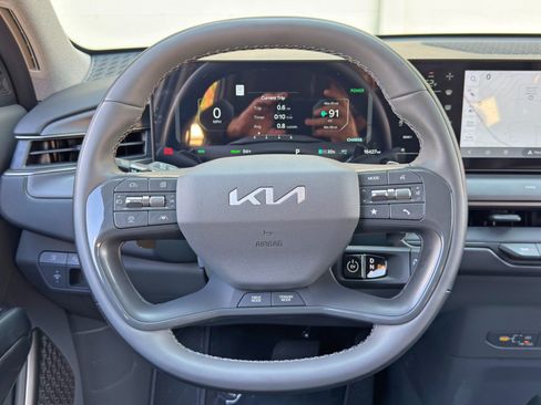 Used 2026 Kia EV9 Wind AWD/4WD image 22