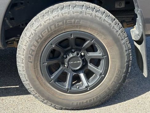 Used 2013 Toyota Tacoma PreRunner w/ SR5 Pkg RWD image 13
