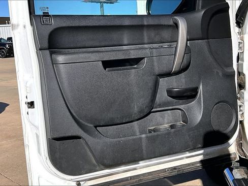 Used 2011 Chevrolet Silverado 1500 LT w/ Regional Value Package image 20