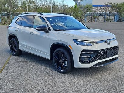 New 2026 Volkswagen Tiguan SE R-Line