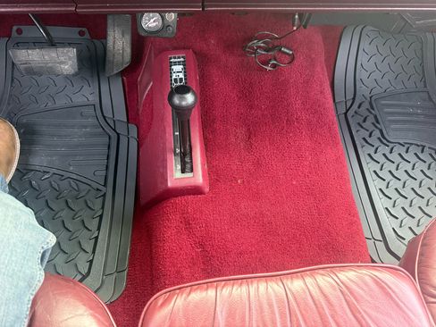 Used 1989 GMC Sierra 1500 4x4 Regular Cab image 17