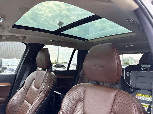 Used 2020 Volvo XC90 T6 Inscription w/ Protection Package Premier AWD/4WD image 2