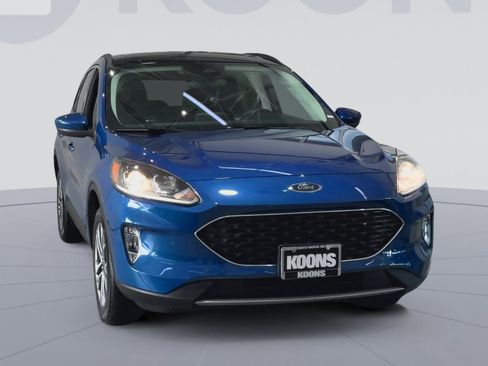 Used 2022 Ford Escape SEL image 4