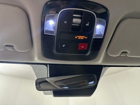 Used 2024 Hyundai Sonata SEL w/ Convenience Package image 24