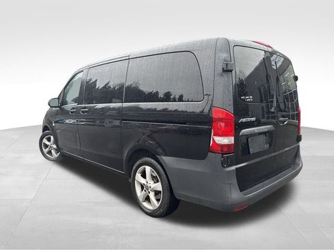 Used 2019 Mercedes-Benz Metris Passenger image 6