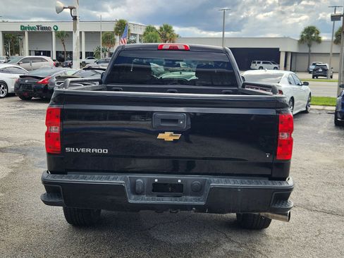 Used 2018 Chevrolet Silverado 1500 Custom w/ Custom Convenience Package image 7