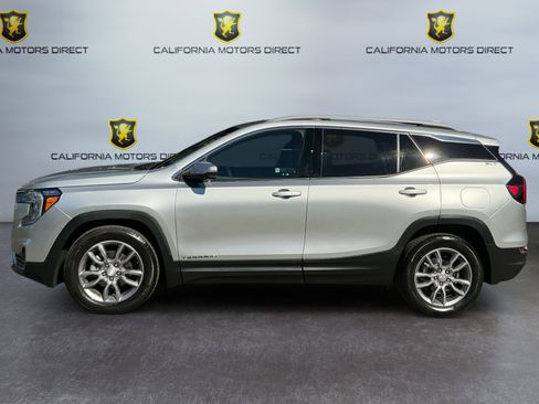 Used 2022 GMC Terrain SLT image 8