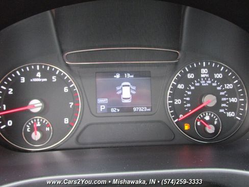 Used 2020 Kia Sorento AWD V6 image 23