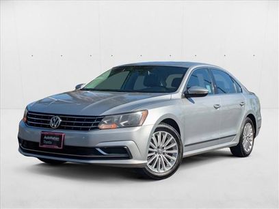 Used 2017 Volkswagen Passat 1.8T SE