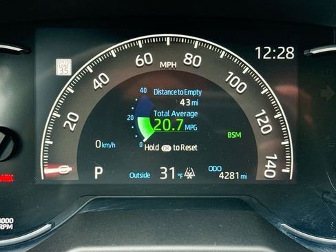 Used 2025 Toyota RAV4 XLE image 12