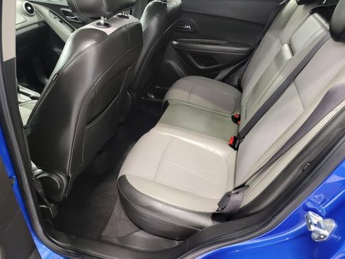 Used 2016 Chevrolet Trax LT w/ LT Convenience Package image 21
