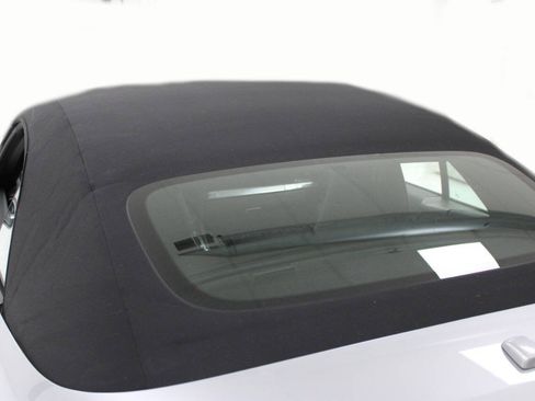 Used 2017 Porsche 911 Carrera image 32