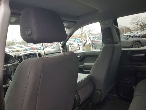 Certified 2021 Chevrolet Silverado 1500 Custom image 9