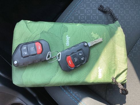 Used 2021 Jeep Wrangler Unlimited Sport image 20