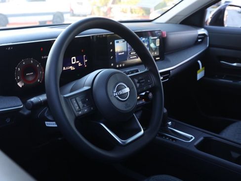 New 2026 Nissan Kicks SV image 14