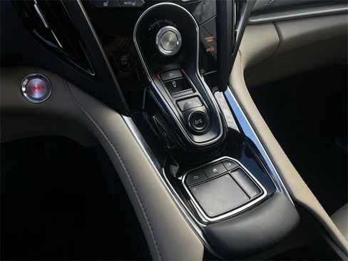 Used 2024 Acura RDX SH-AWD image 20