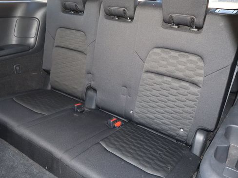 Used 2024 Nissan Pathfinder SV AWD/4WD image 6