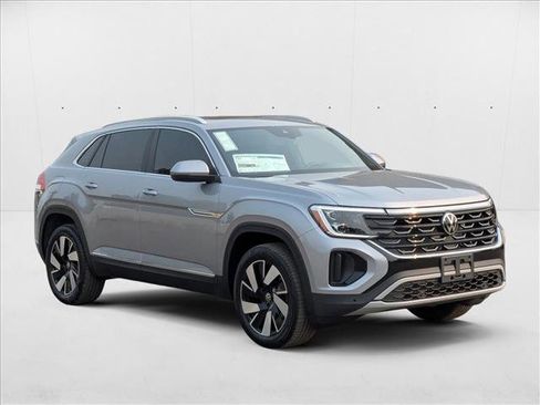 New 2026 Volkswagen Atlas Cross Sport SEL image 6