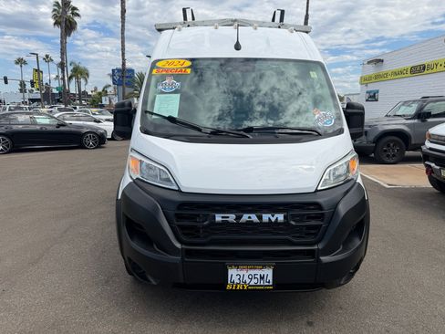 Used 2024 RAM ProMaster 2500 FWD image 8