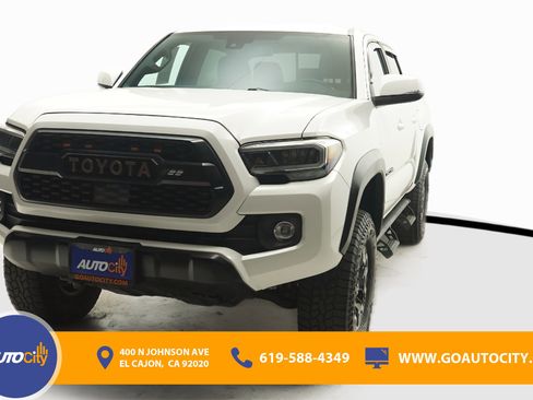 Used 2022 Toyota Tacoma TRD Off-Road w/ Technology Package image 1