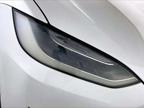 Used 2019 Tesla Model X 75D AWD/4WD image 26