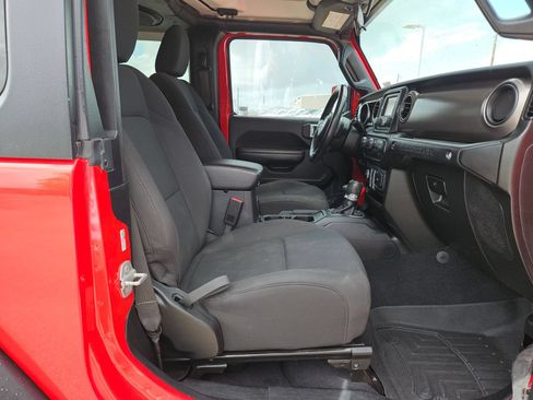 Used 2020 Jeep Wrangler Sport AWD/4WD image 26