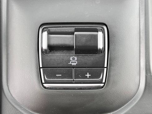 Used 2024 GMC Sierra 3500 Denali Ultimate image 30