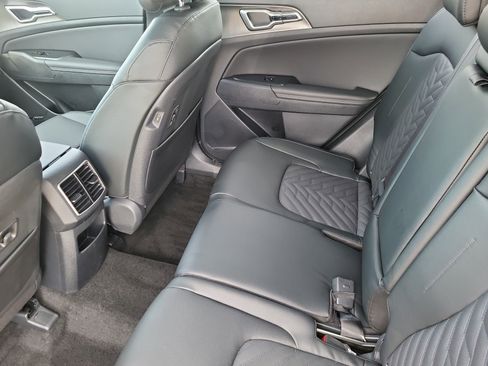 New 2026 Kia Sportage X-Line w/ X-Line Technology Package image 9