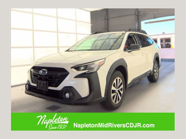 Used 2024 Subaru Outback Premium AWD/4WD image 1