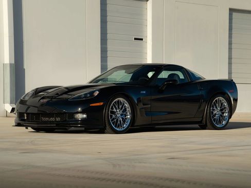 Used 2010 Chevrolet Corvette ZR1 w/ Preferred Equipment Group image 5