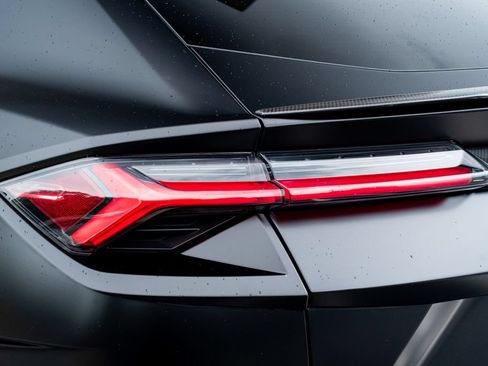 Used 2024 Lamborghini Urus Performante AWD/4WD image 21