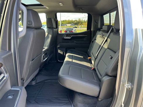 New 2026 GMC Sierra 1500 Elevation w/ Elevation Premium Package image 17