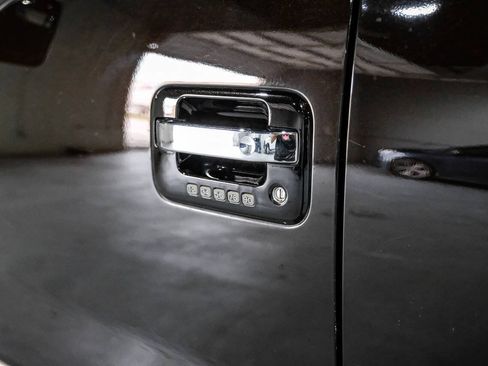 Used 2013 Ford F150 King Ranch w/ King Ranch Luxury Pkg RWD image 40