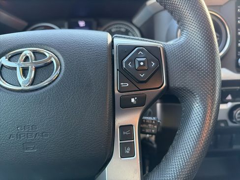 Used 2021 Toyota Tacoma SR5 image 8