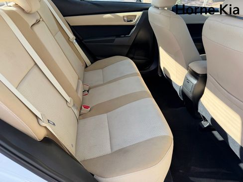 Used 2017 Toyota Corolla LE FWD image 13