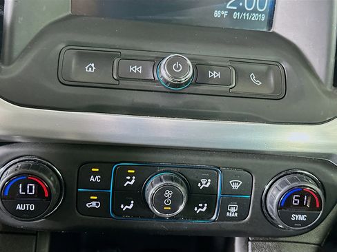 Used 2019 GMC Acadia SLE image 22