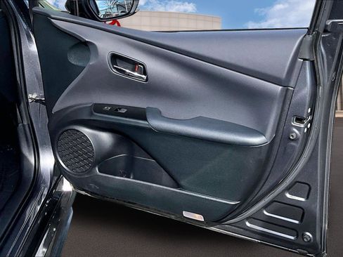 Used 2022 Toyota Prius Prime XLE image 22