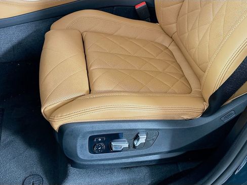 New 2026 BMW X5 xDrive40i w/ Climate Comfort Package image 26