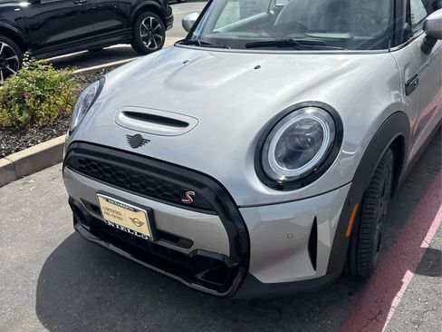 Used 2024 MINI Cooper S FWD image 2