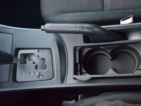 Used 2012 MAZDA MAZDA3 i Sport image 33